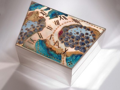 Interview - Melbournian Enamel Master Debbie Shezeel Image 10