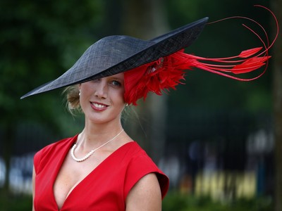 Fillies &amp; Fashion: Race day Inspiration Image 3