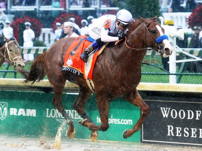 Justify Arrives at Belmont Park In Style Image 1