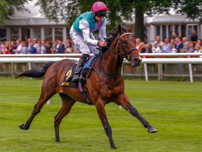 Dettori In Driving Seat After Day One Image 1