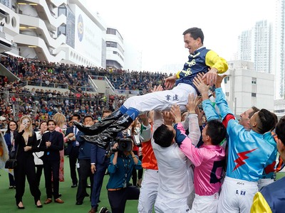 Legendary Hong Kong Jockey Douglas Whyte Retires Image 2