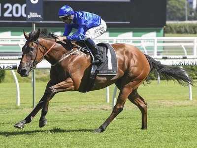 Godolphin's Alizee leading Everest Race Image 1